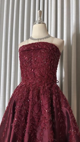 فستان ميرا برغندي