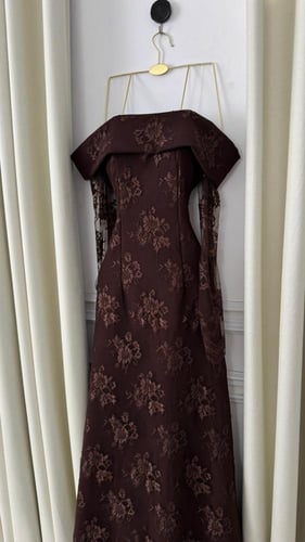 فستان دانتيل براون