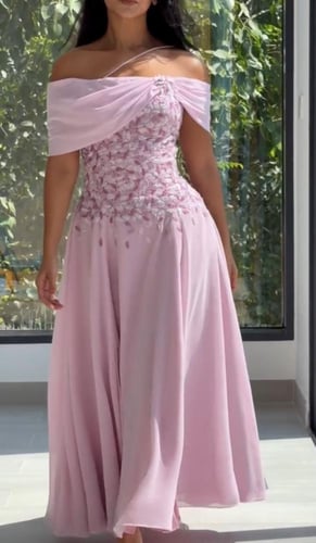 فستان عفراء