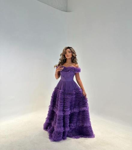 فستان ميادة البنفسجي