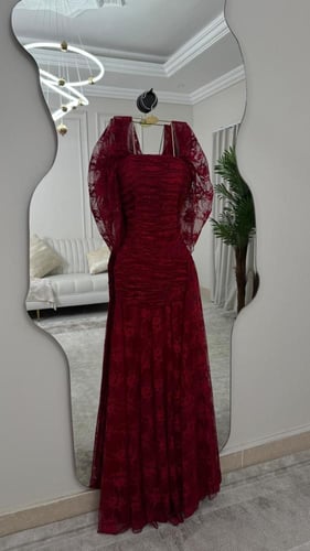 فستان سمية دانتيل