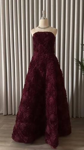 فستان الورد