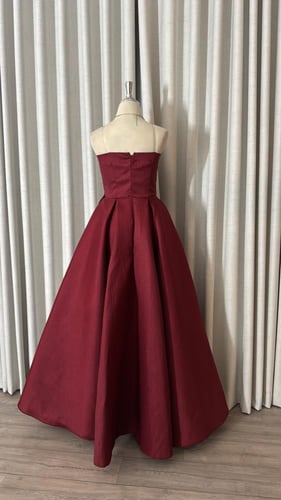 فستان مياسه