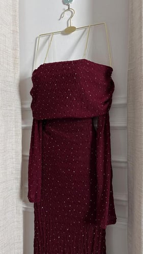 فستان اوف شولدر وفصوص