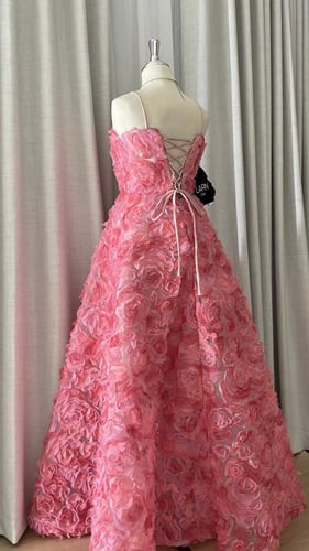 فستان نارين