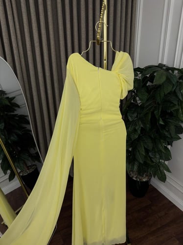 فستان المدى