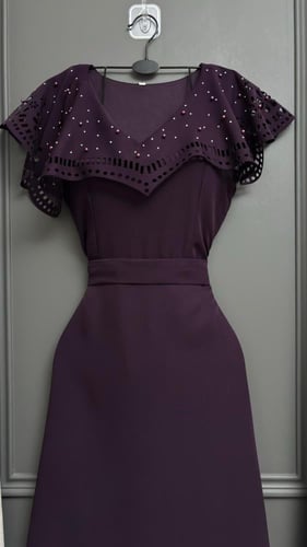 فستان تشيري الوان