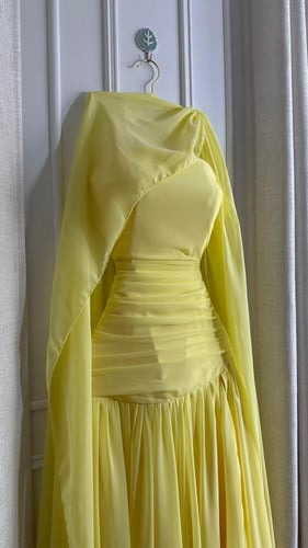 فستان اصفر قطعتين