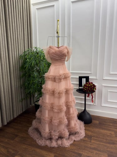 فستان ريانا