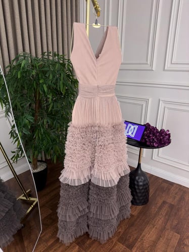 فستان ميادة