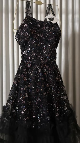 فستان يارا لونين