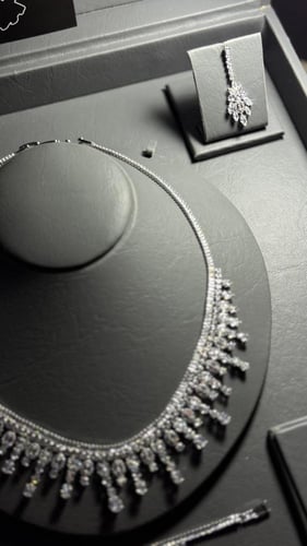 طقم اكسسوار راقي شامل بوكس A2