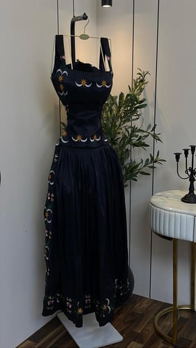 فستان اصايل اسود