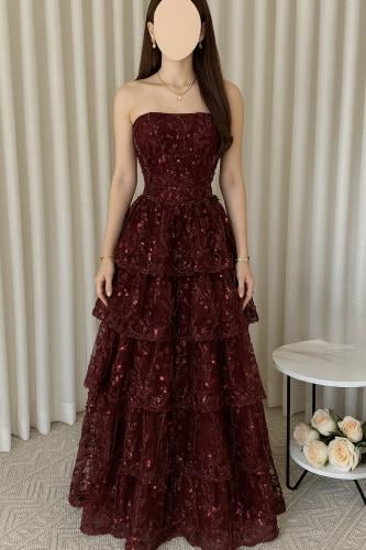 فستان احمر طبقات