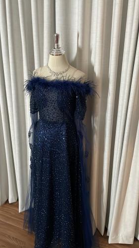 فستان منيرة