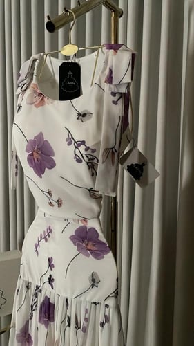 تنورة ابتسام