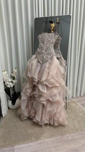 فستان ايثارا