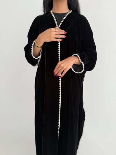 المزن | بقماش الكريب الاندونيسي الأسود قصة نص كلوش...