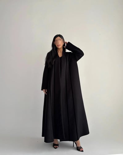 فهدة | بقماش الجوخ الأسود مع قيطان مخمل