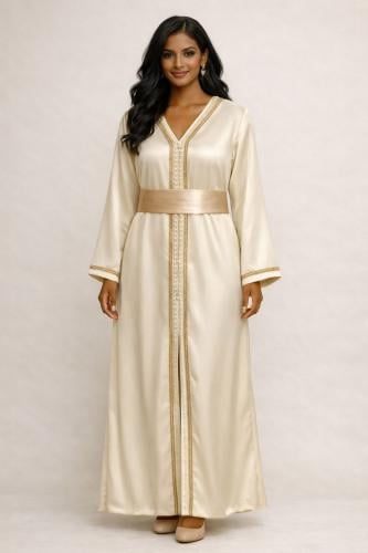 Satin Belted Grace – كريمي، قفطان مغربي نسائي فاخر...