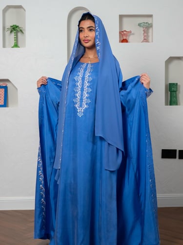 طقم حرير مغسول ثلاثي مطر