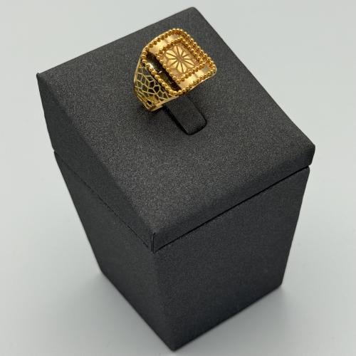 خاتم طيف الذهب