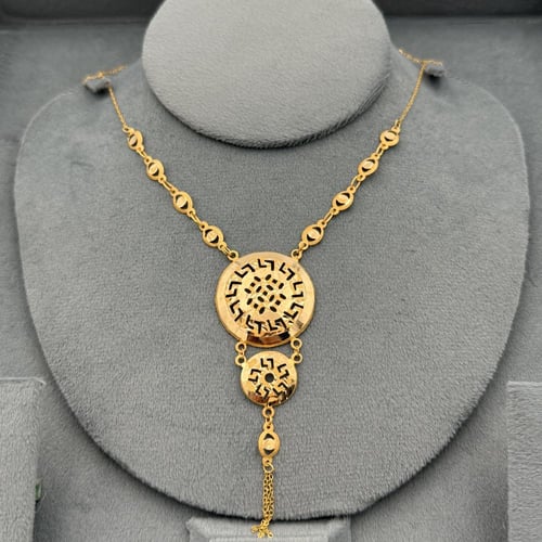 طقم إشراقة الملكة