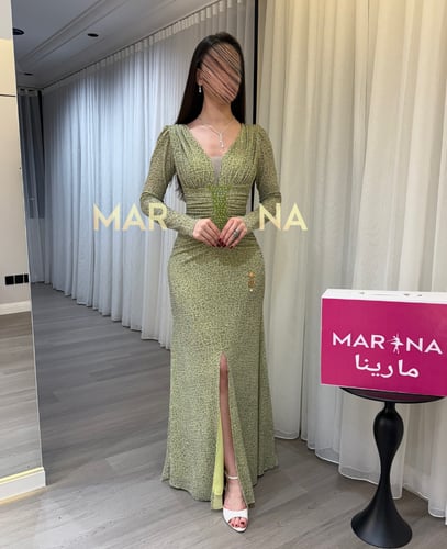 فستان قمر (فستان تفاحي استرتش وتطريز يدوي)