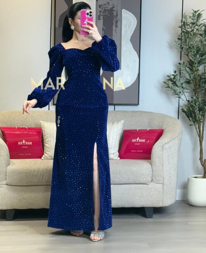 فستان نوفا (فستان نيلي جوخ وفصوص)