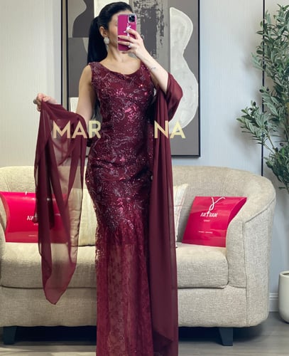 فستان ميلا (فستان برغندي شك سهره دانتيل فرنسي وشال...