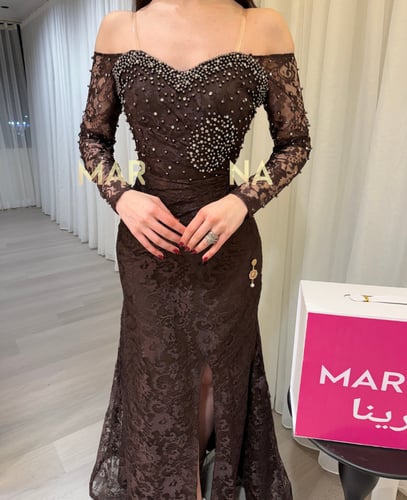 فستان ريلا (فستان ذهبي كلفه شك سهره راقيه)