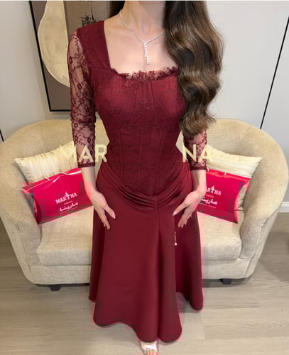 (فستان بيسو (فستان برغندي صدريه دانتيل فرنسي وبارب...