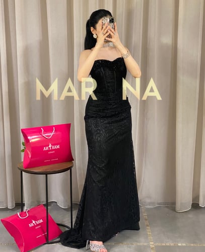 فستان ايفانو (فستان دانتيل مع صدريه تطريز)