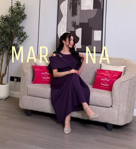 فستان لورا (فستان ليلكي باربي مع تطريز اليدوي )