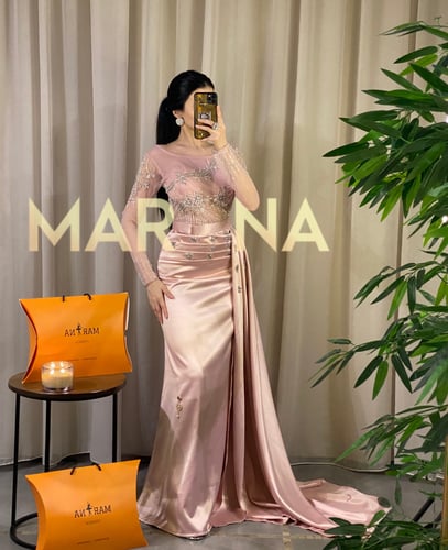 فستان نارين (فستان تفته ذيل تطريز يدوي)