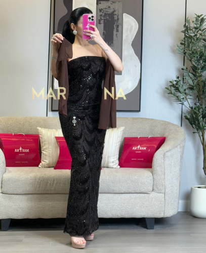 فستان ميان (فستان موكا كلفه شك قطيفه وشال جورجيت)