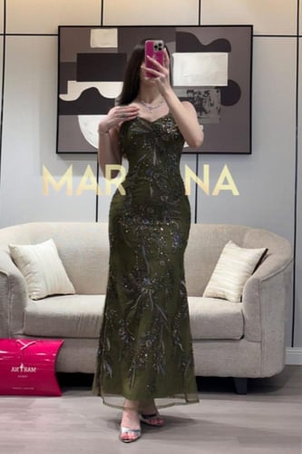 فستان امل (فستان زيتي كلفه شك سهره وشال باربي)