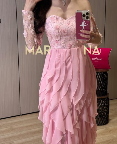 فستان رهام (صدريه كلفه مورد وكسرات جورجيت)