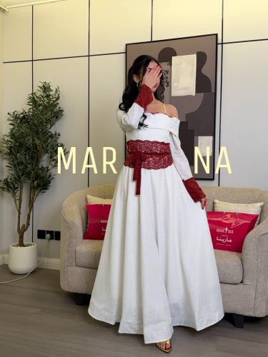 فستان رنا (فستان اوف كتان بتدخيله دانتيل عودي فصوص...