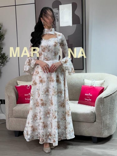 فستان زهرة ( فستان اوف وايت مشجر مع الفصوص