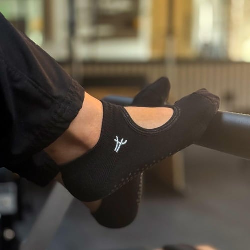 جوارب اليوغا النسائية بدون ظهر ذات قبضة من السيليك...