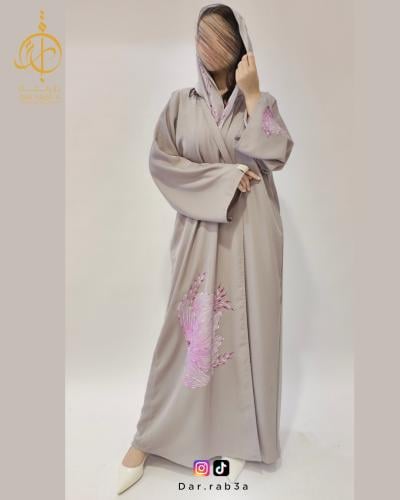 عباية برسمة نصف وردة زهري - C02