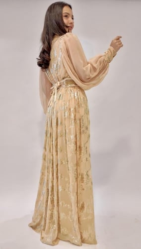 دراعة خليجية مزينة بشك ذهبي - J107