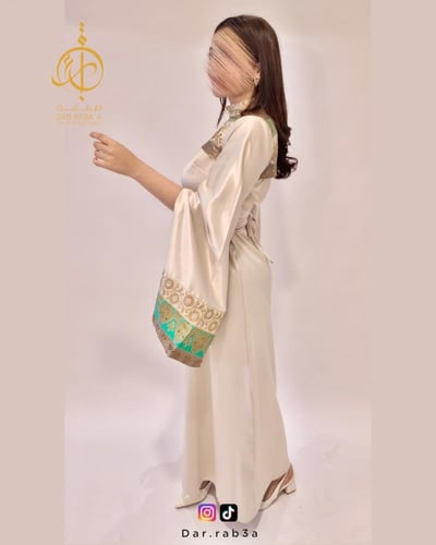 جلابية خليجية كم طويل -J101