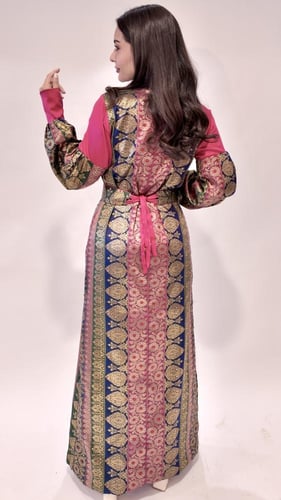 جلابية خليجية مع بشت بنقوش مميزة - J103