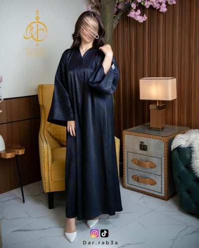 عباية نقشة كحلية - B02