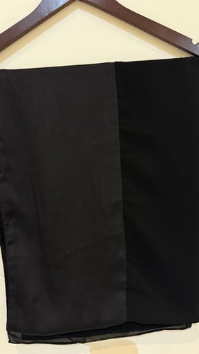 1 طرحه مبطنه قطن و 2 نقاب