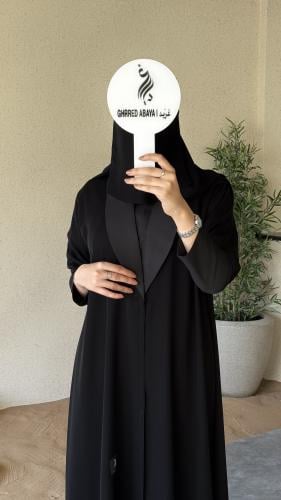 عبايه ب ياقه وأكمام استرتش