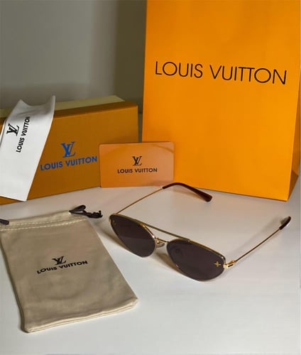 نظارة لويس فيتوN بإطار بيضاوي وعلامة نجمة