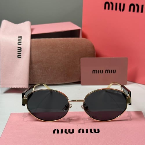 نظارة ميو ميو بعدسة دائرية باللون الذهبي والاسود